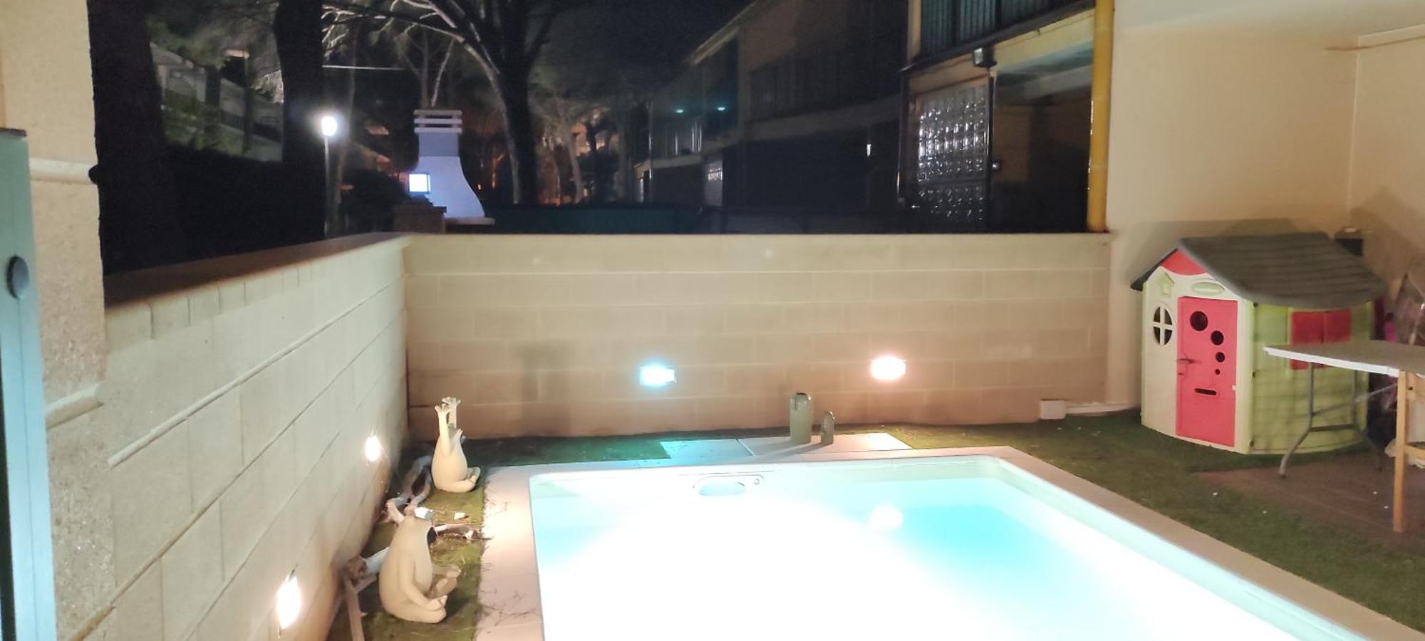 Can Romani - Casa Compartida Con Propietario - Bano Compartido L'Escala Exterior foto